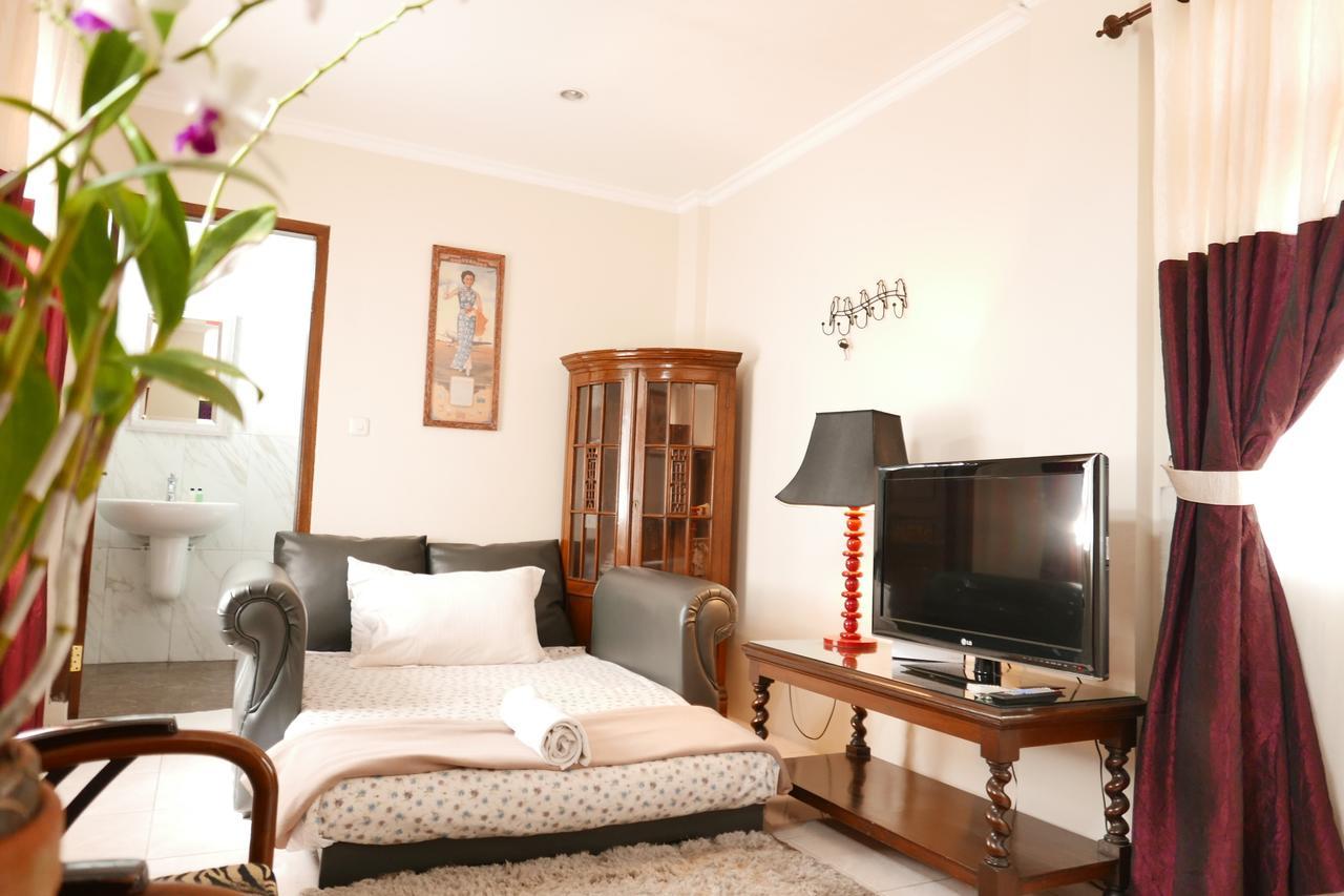 باندونج Ciwulan 36 Guest House المظهر الخارجي الصورة