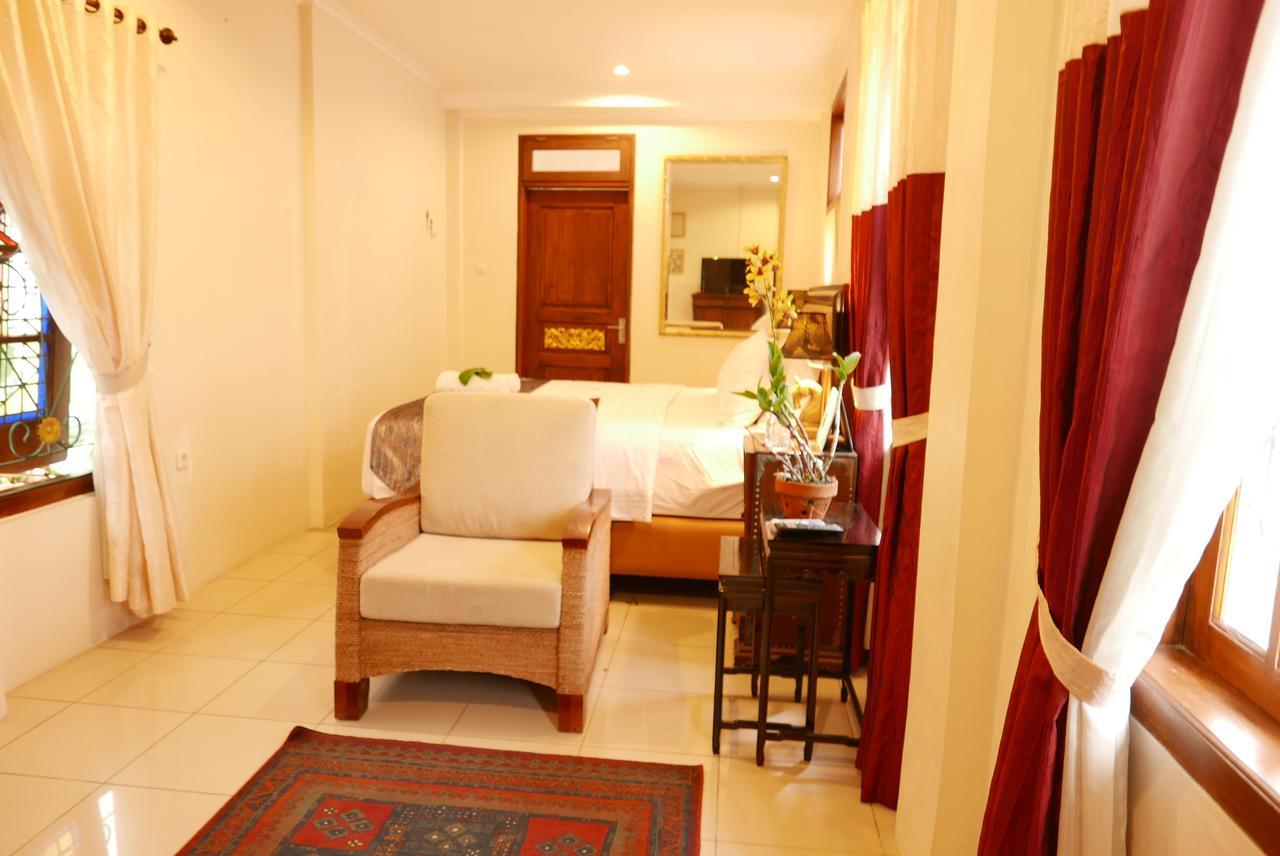 باندونج Ciwulan 36 Guest House المظهر الخارجي الصورة